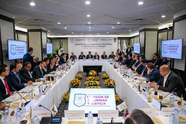 Conago se reúne con la FGR y encargados de la seguridad nacional; acuerdan agenda de trabajo
